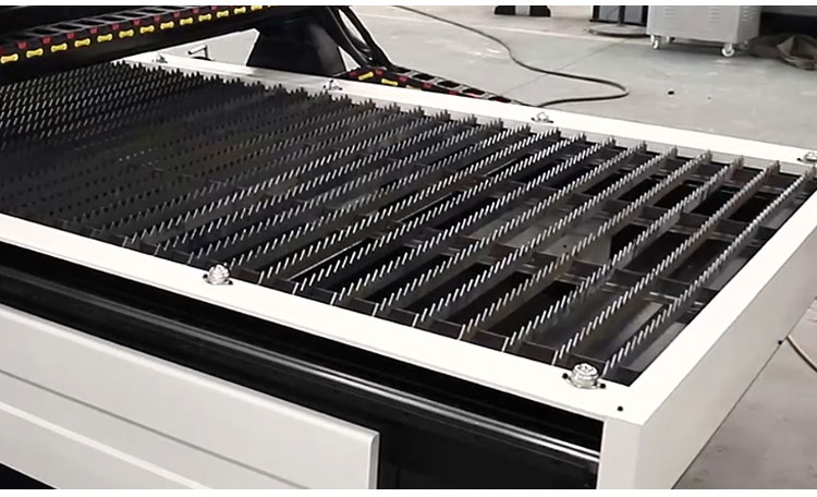 Столовые вершины плазмы