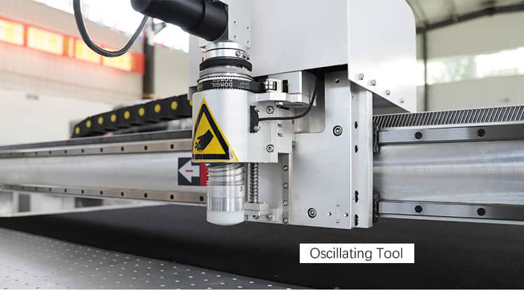 Колеблющийся инструмент