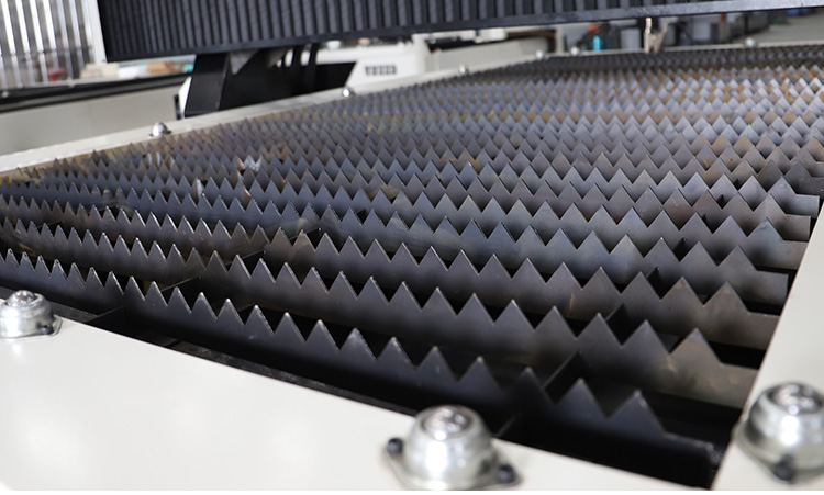 Металлический плазменный резак