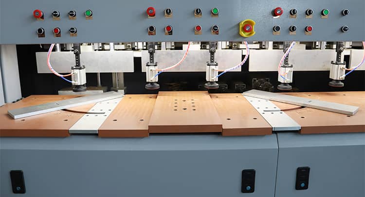 Повышение таблицы и кормление правителя