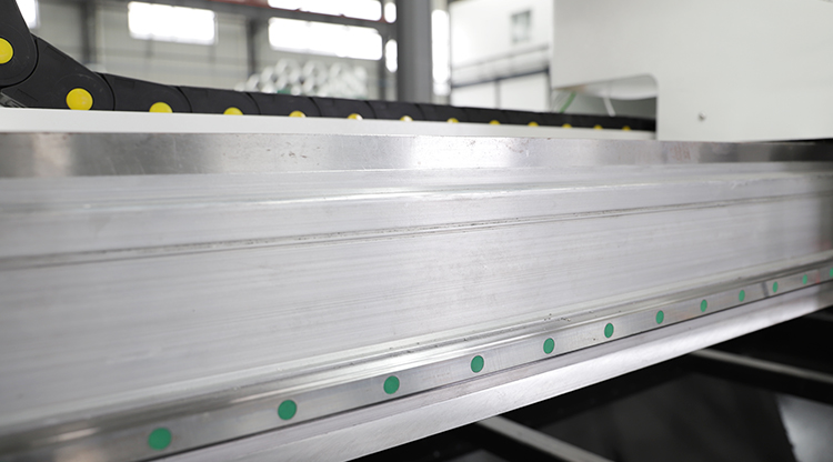 Машины для лазерной резки металлического волокна 