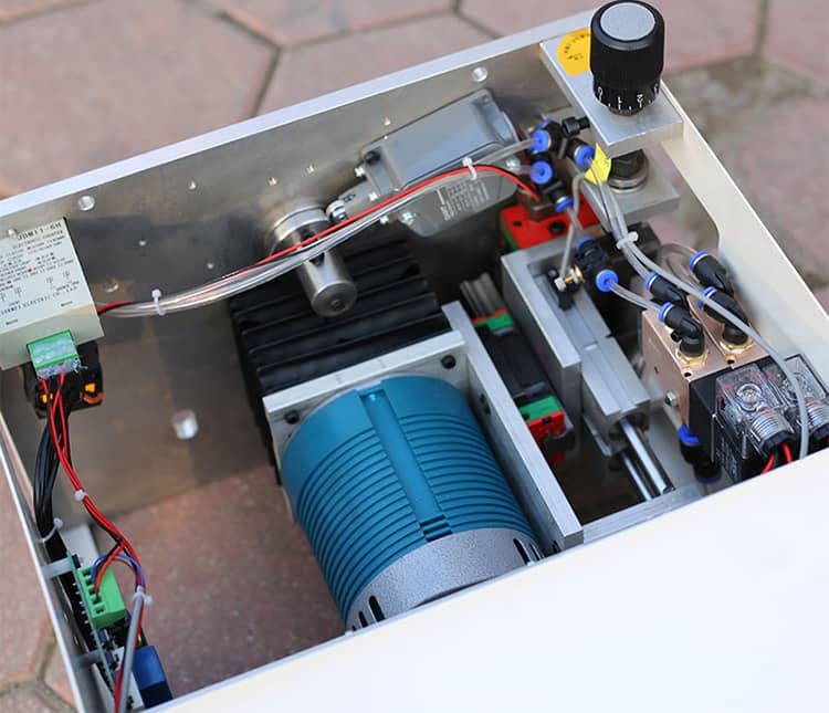 Станок с ЧПУ