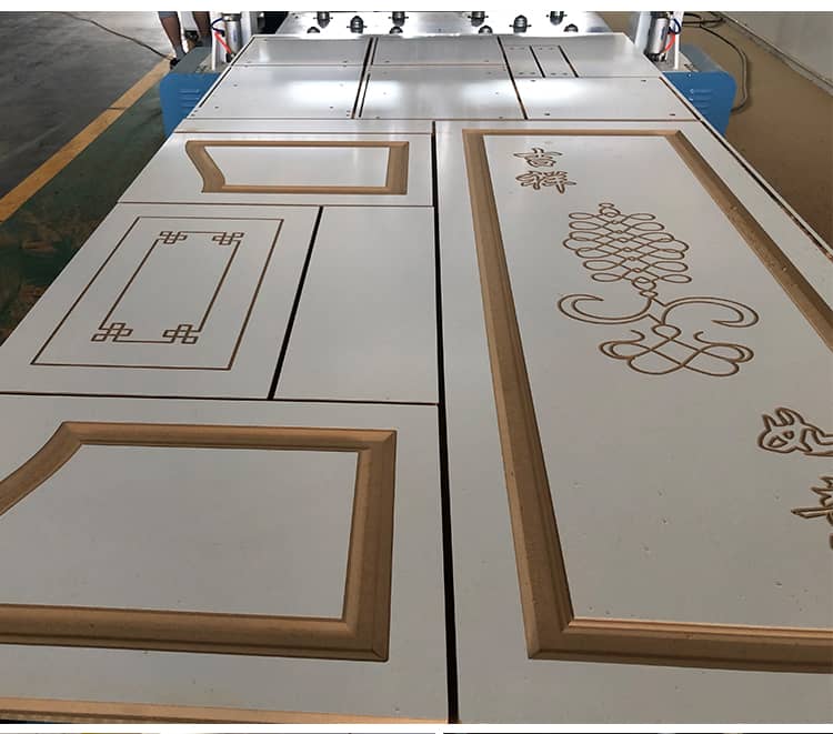 оборудование для изготовления мебели