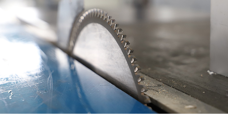 Раздвижной столовой ленточной пилы