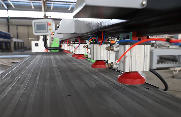 Деревянный резак для буровой машины