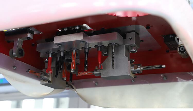 Деревянный буровой автомат