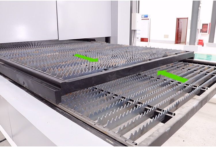 Полная защитная волоконно -оптическая режущая машина